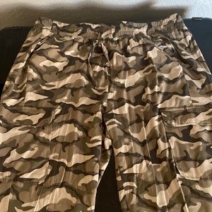 New camo jogger pants